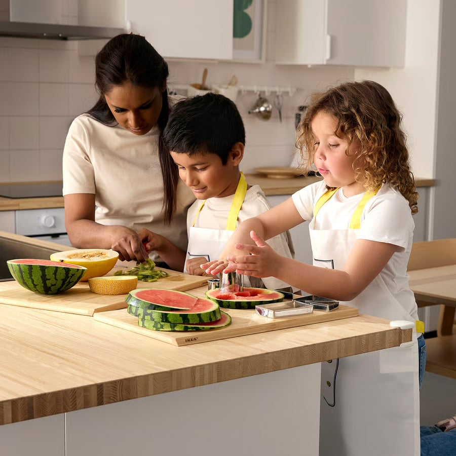 IKEA DUKTIG Children’s Chef Set – Apron & Chef Hat