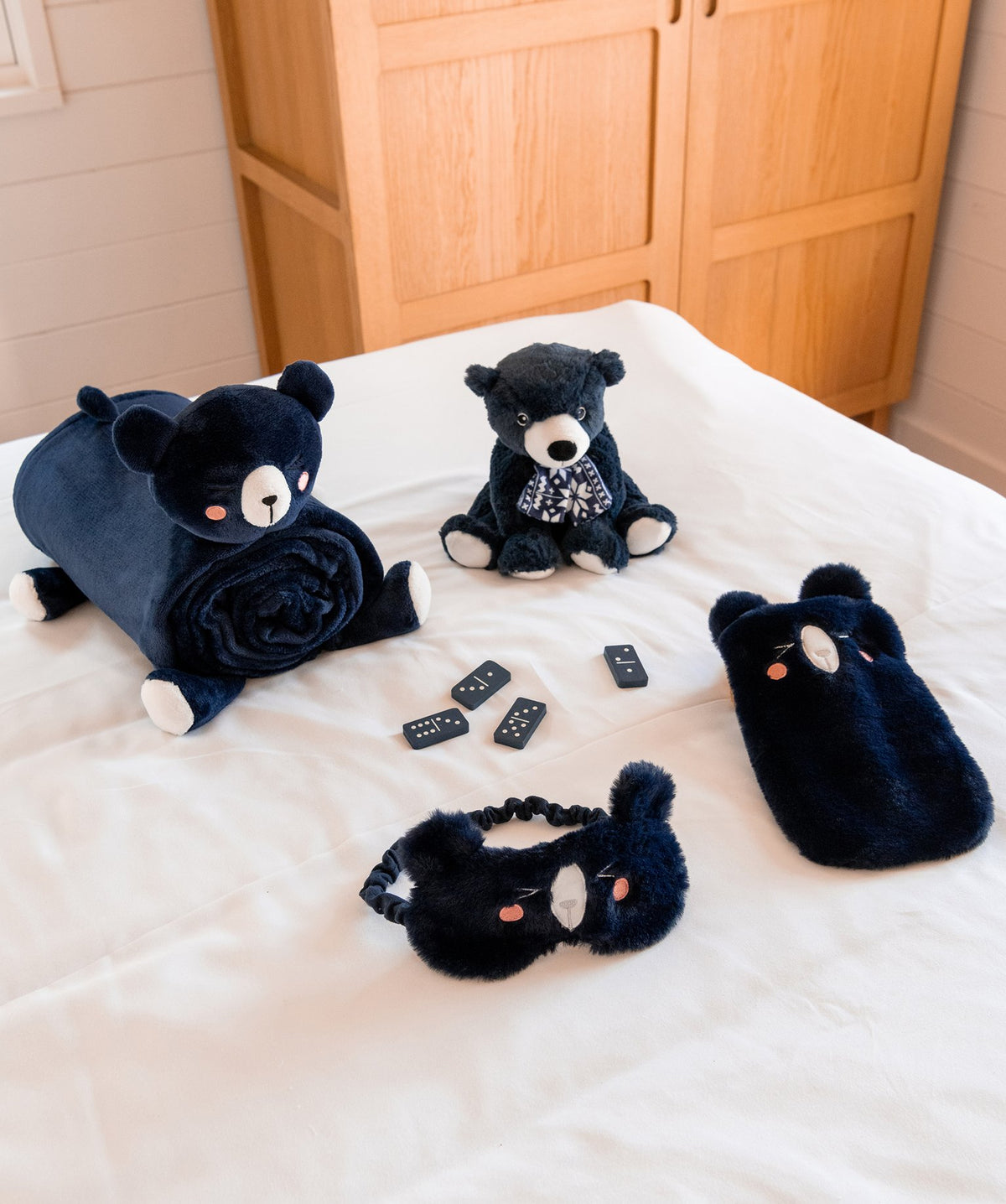Navy blue teddy bear blanket 3