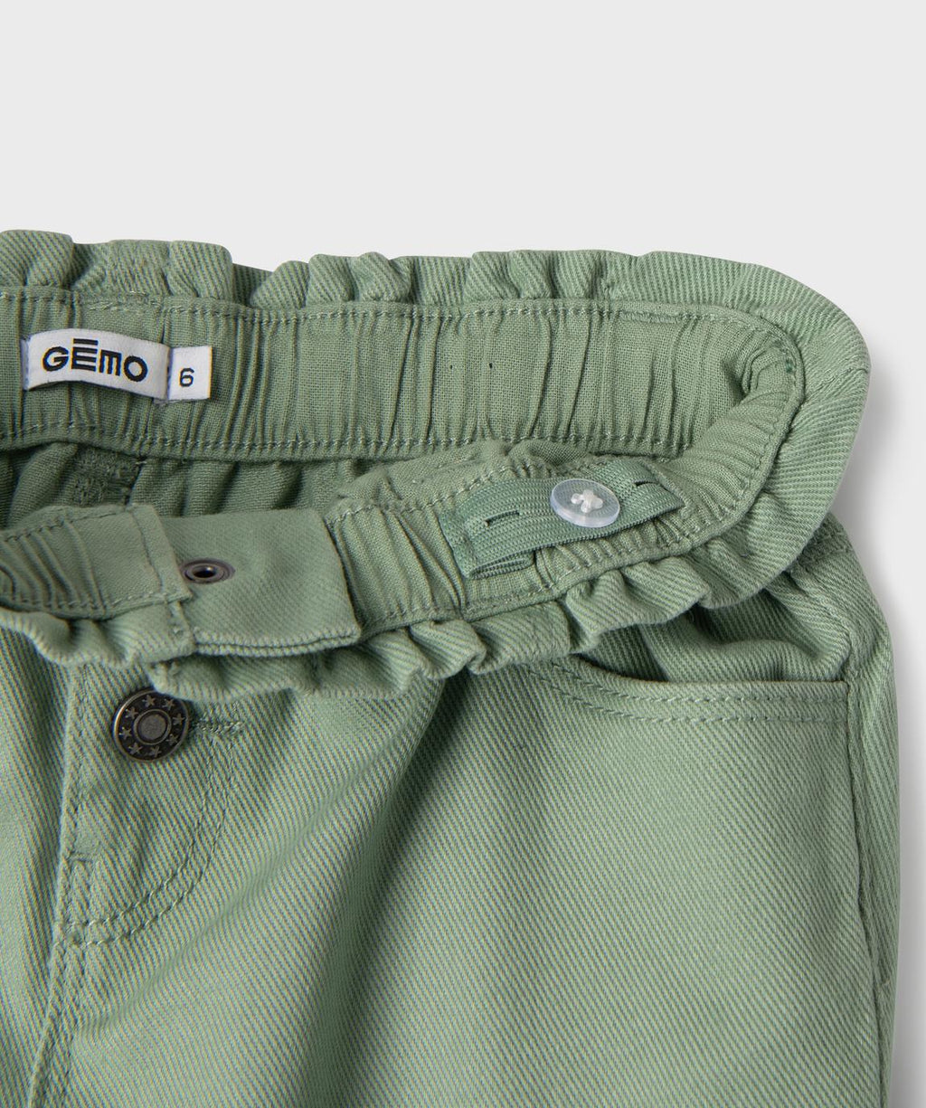GÉMO size 6 label and internal adjustable waist detail