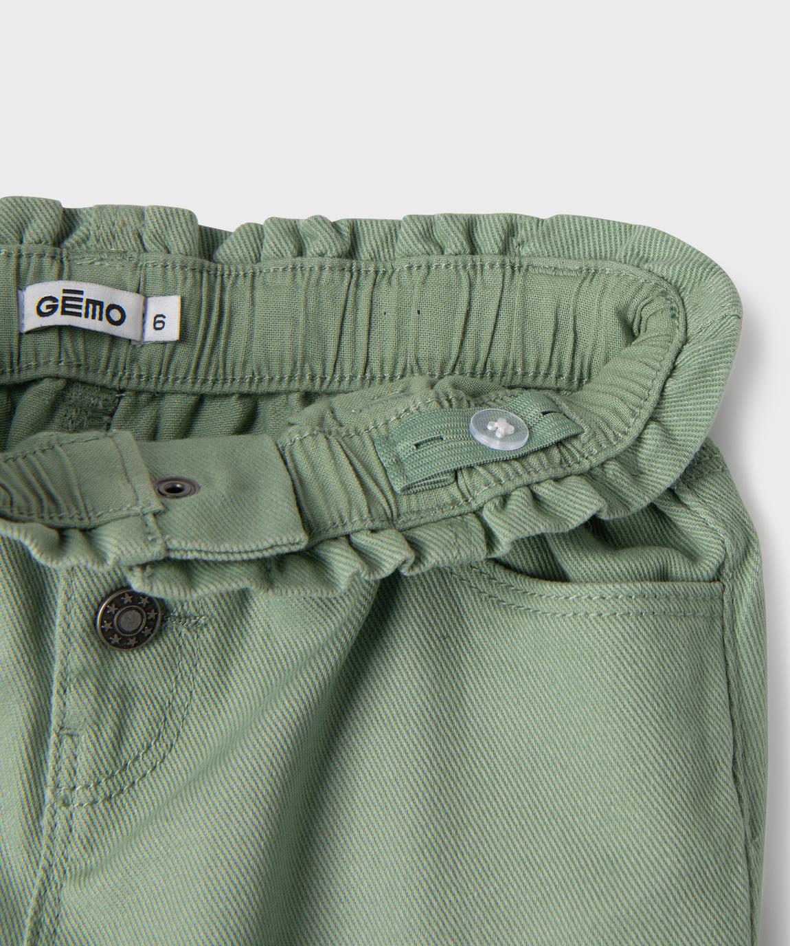 GÉMO size 6 label and internal adjustable waist detail